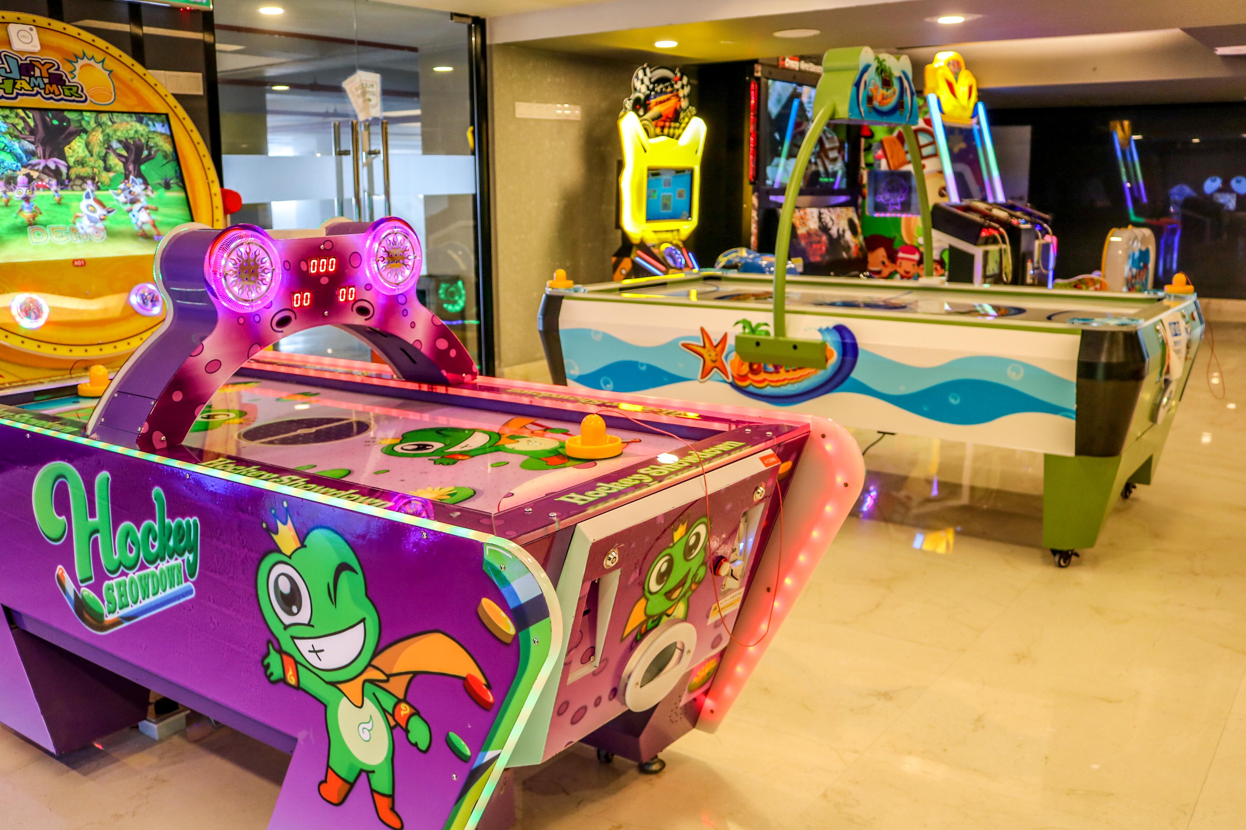Grand Ion Delemen Hotel Genting Highlands Exterior foto Air hockey table